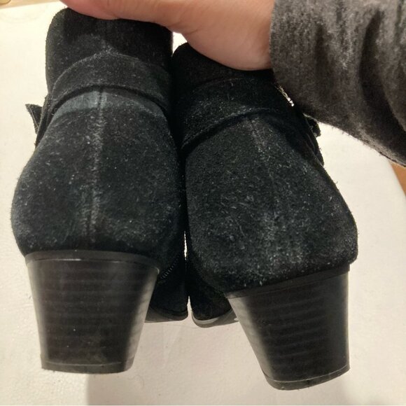 GIANI  BERNINI Sz 10 Suede Stacked Heel Zipper Closure Buckles Memory Foam Sz 10 - Picture 10 of 13